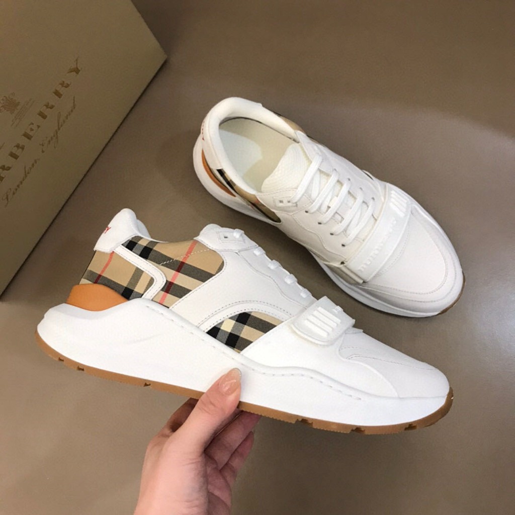 B*URBERRY SHOES